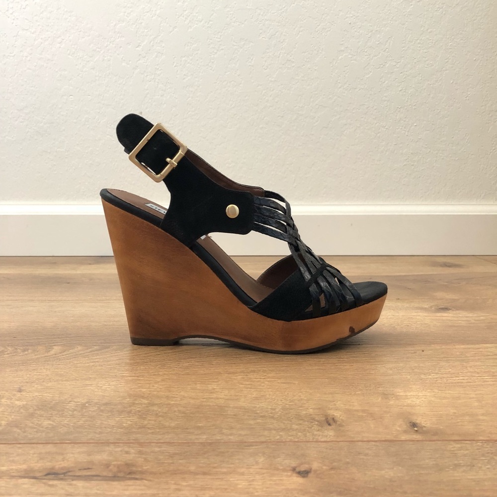 Steve Madden Turnpyke Wedge Sandal